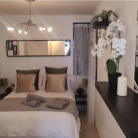 公寓 Patos Residential 贝纳尔马德纳